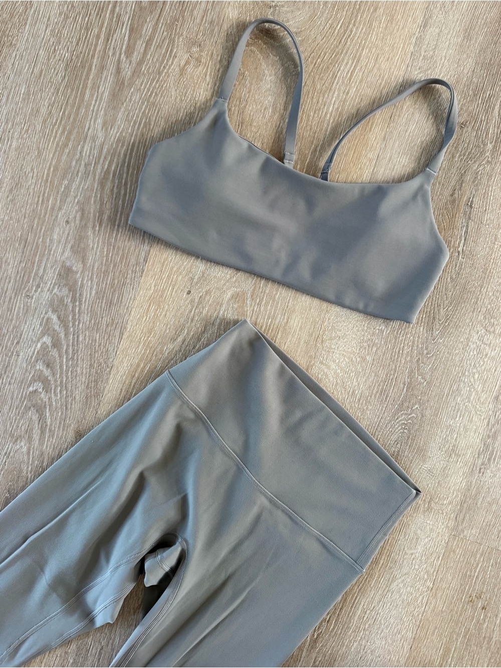 LULULEMON | greige SET - Picture 6 of 8